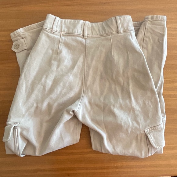 Wilfred Free- Modern Cargo Pant
High-waisted cargo pants - Picture 5 of 6